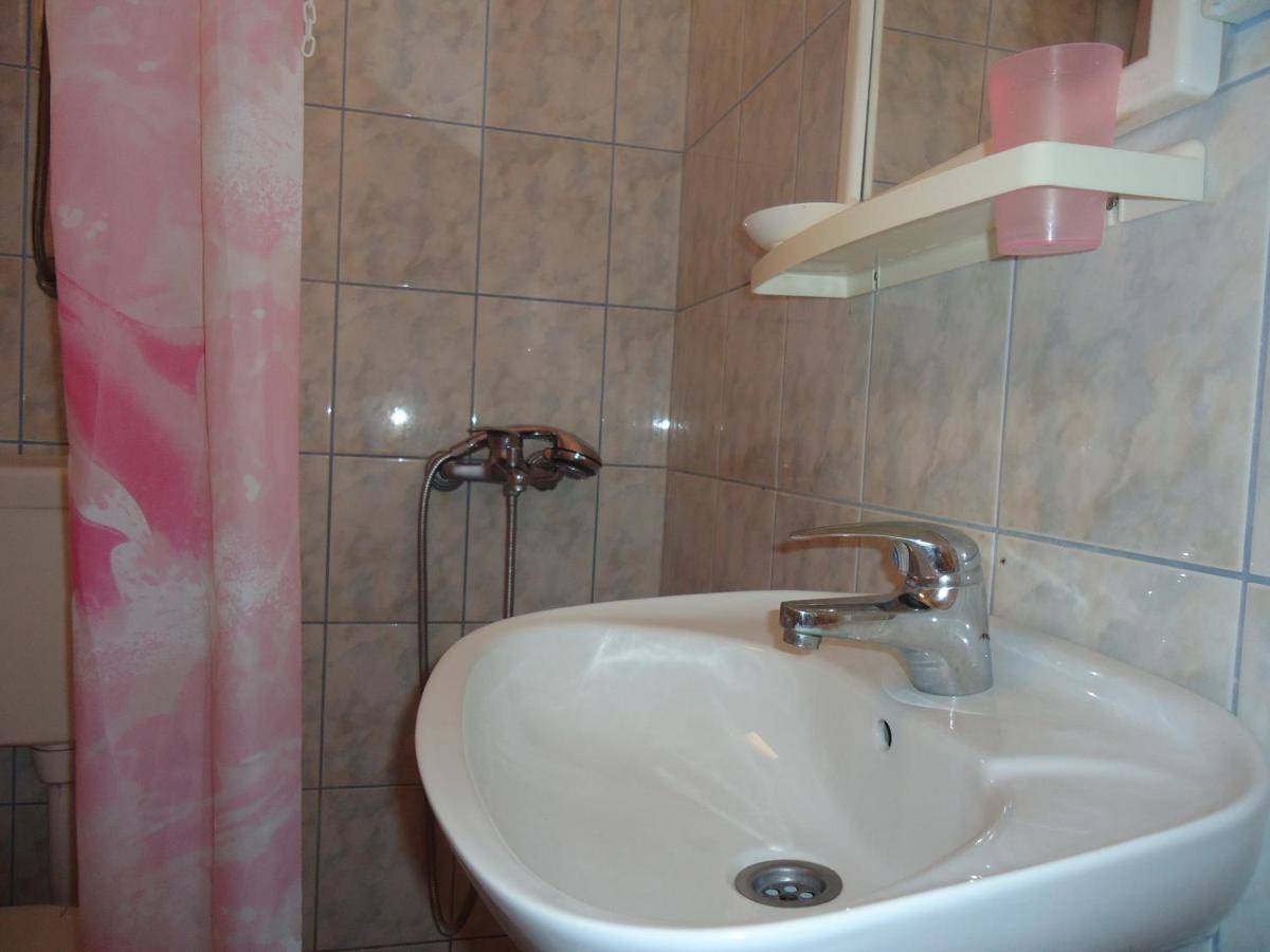 Apartments Villa Micunovic تْشيرسيك نوفي الغرفة الصورة