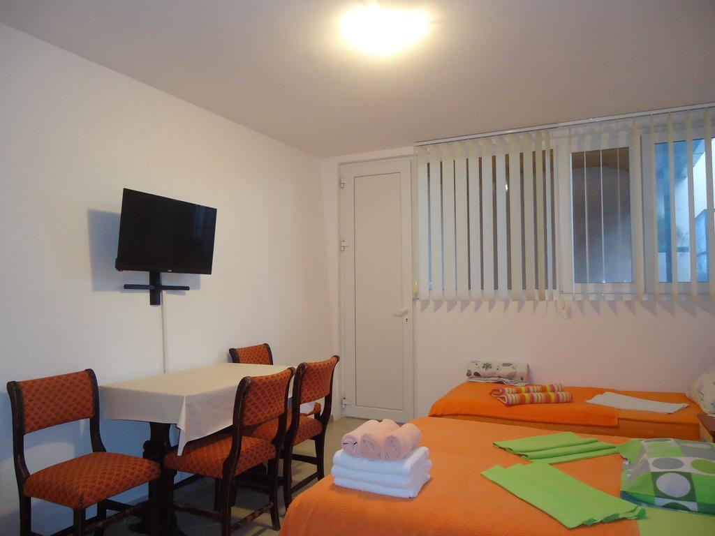 Apartments Villa Micunovic تْشيرسيك نوفي المظهر الخارجي الصورة