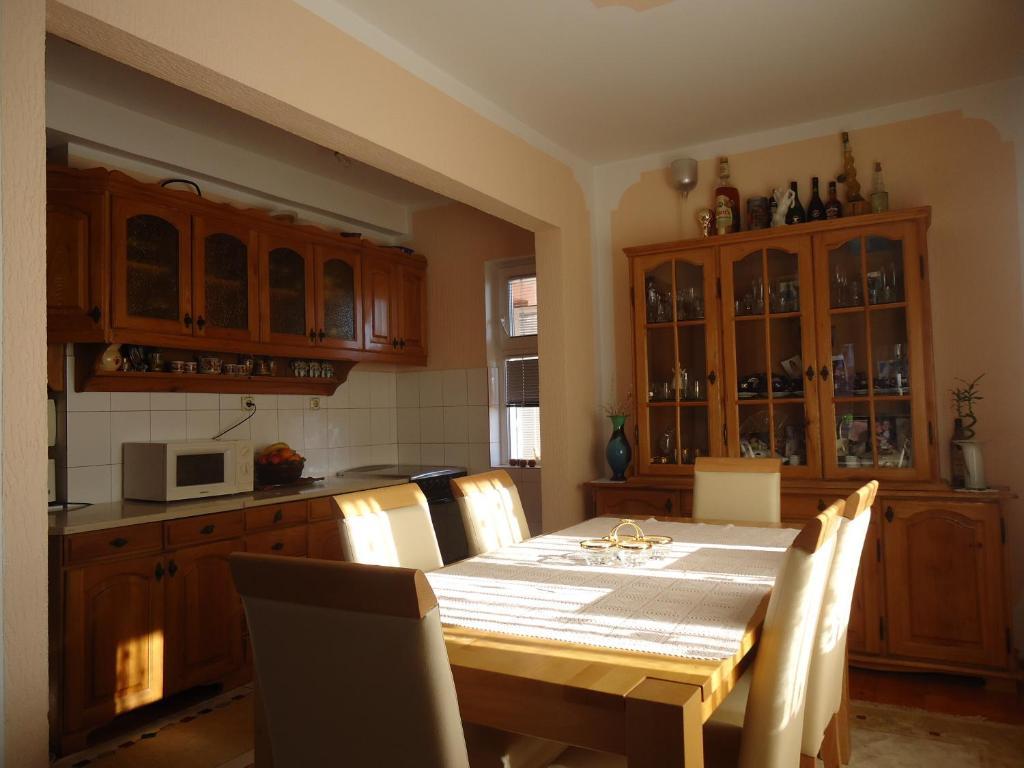 Apartments Villa Micunovic تْشيرسيك نوفي الغرفة الصورة